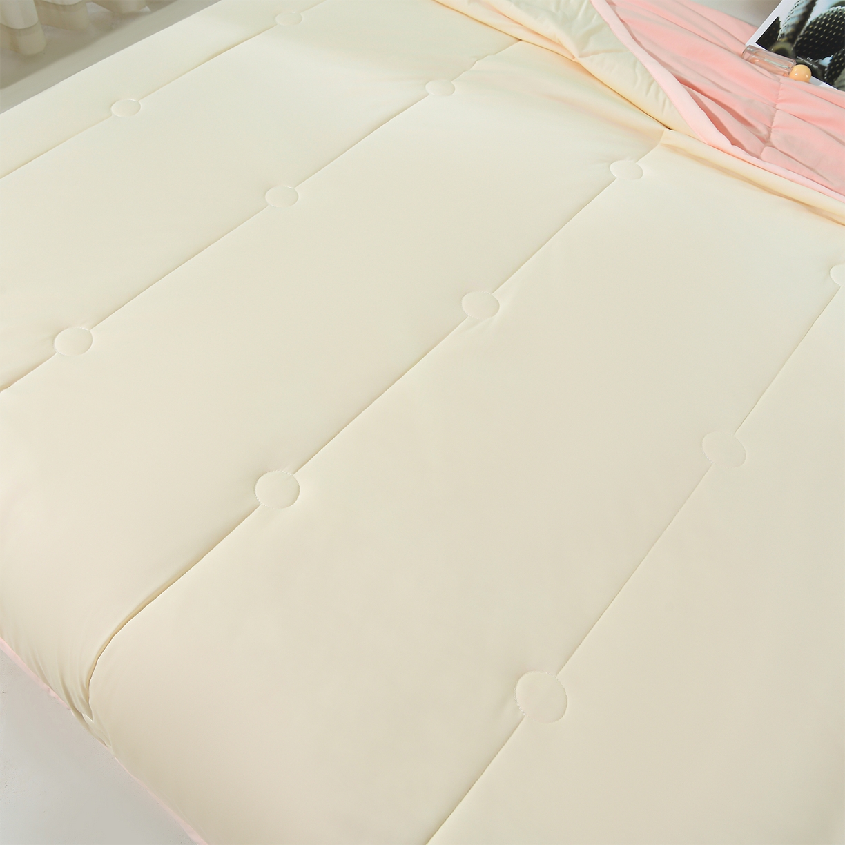 91家纺网 家纺一手货源 找家纺 羽涵家纺 2026新款双感凉感丝夏被夏凉被空调被 奶杏粉