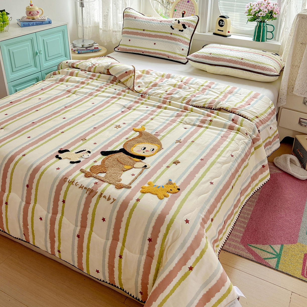 91家纺网 家纺一手货源 找家纺 鑫喜莱家纺 2026新款全棉纯棉夏被毛巾绣贝壳边大豆纤维全棉夏凉被空调被夹棉绗棉枕套 星星人