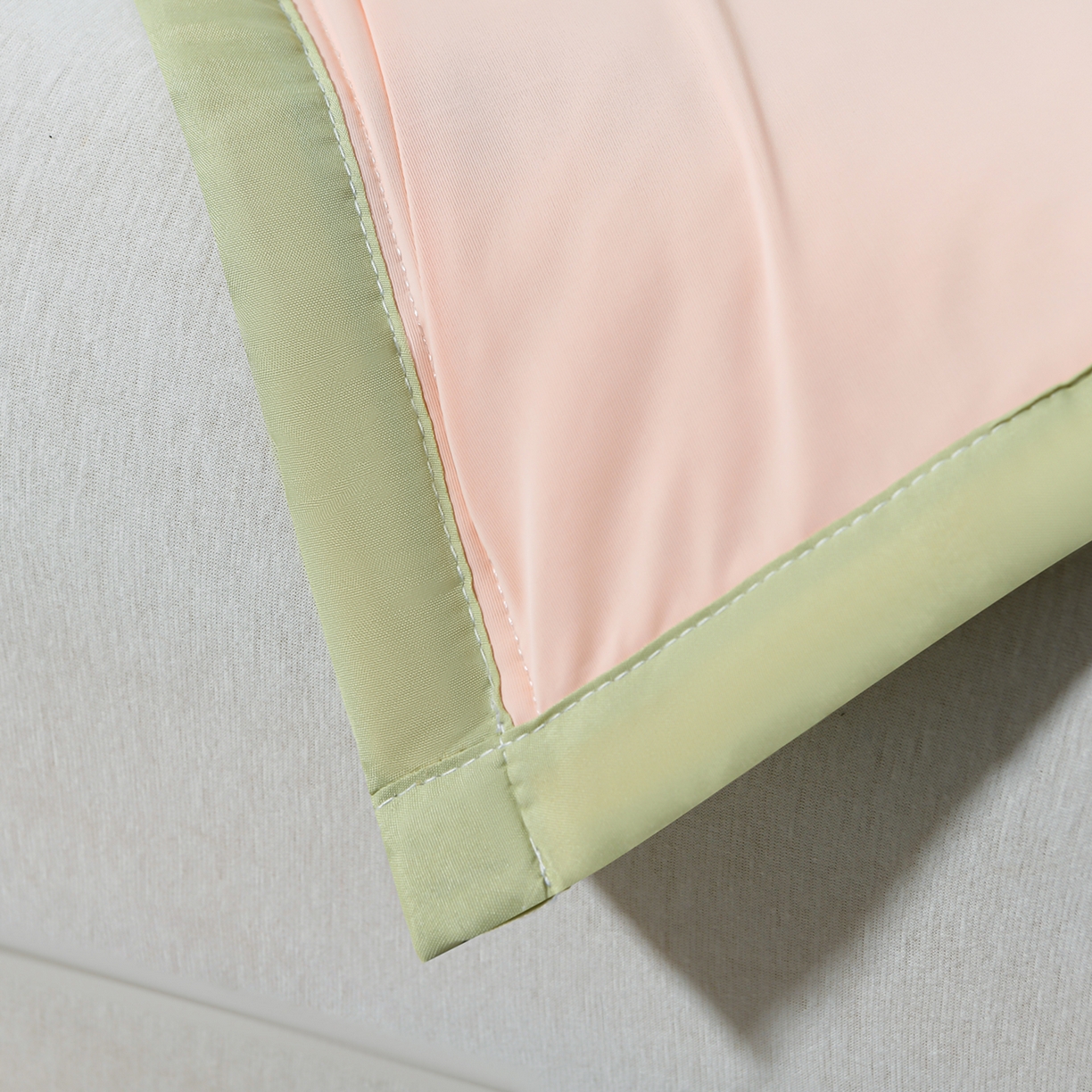 91家纺网 家纺一手货源 找家纺 羽涵家纺 2026新款双感凉感丝夏被夏凉被空调被 青柠粉