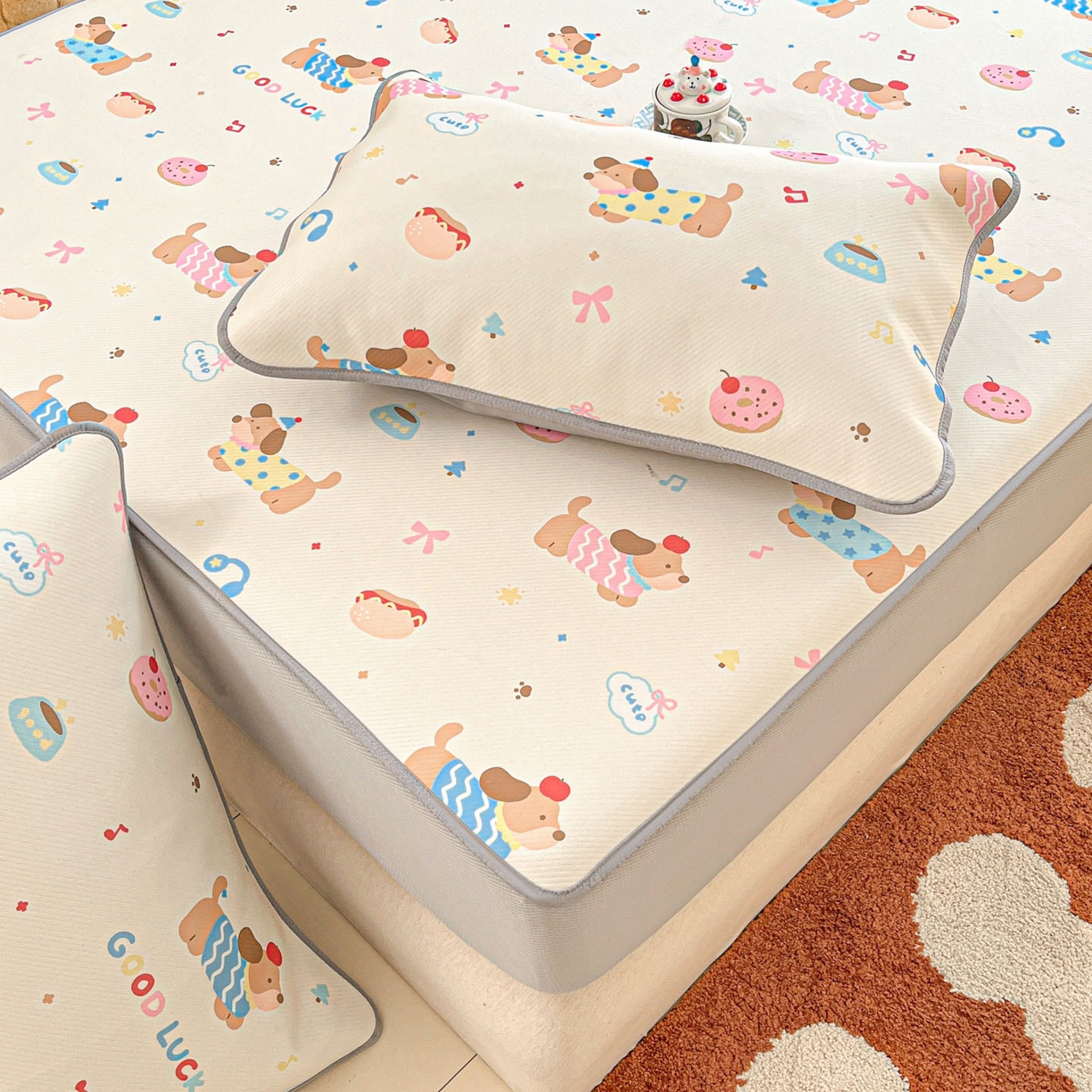 91家纺网 家纺一手货源 找家纺 川悦生活 2026新款凉豆豆斜纹冰丝凉席单品床笠单件床笠 床笠腊肠庄园