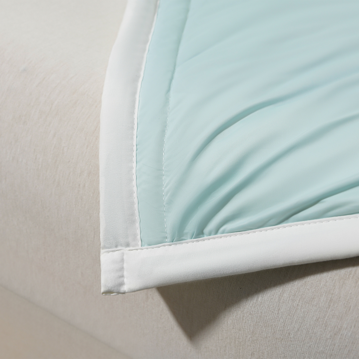 91家纺网 家纺一手货源 找家纺 羽涵家纺 2026新款双感凉感丝夏被夏凉被空调被 天青蓝