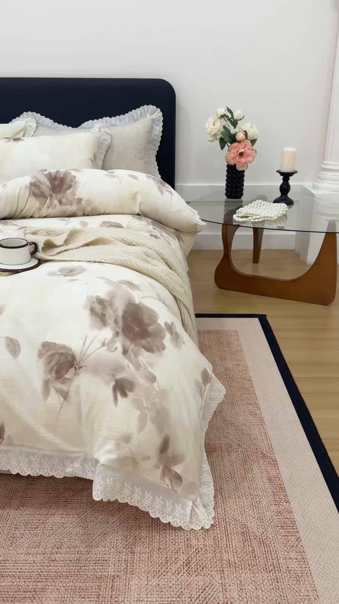 91家纺网 家纺一手货源 找家纺 悦然毛巾被 2026春夏新款加厚原麻水洗复古风四件套亚麻提花花边四件套 花影织梦