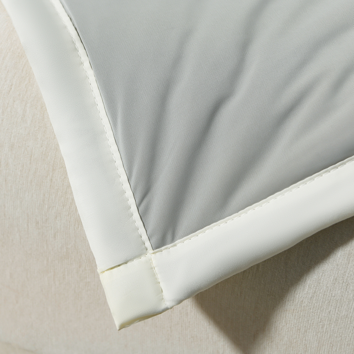 91家纺网 家纺一手货源 找家纺 羽涵家纺 2026新款双感凉感丝夏被夏凉被空调被 椰云灰