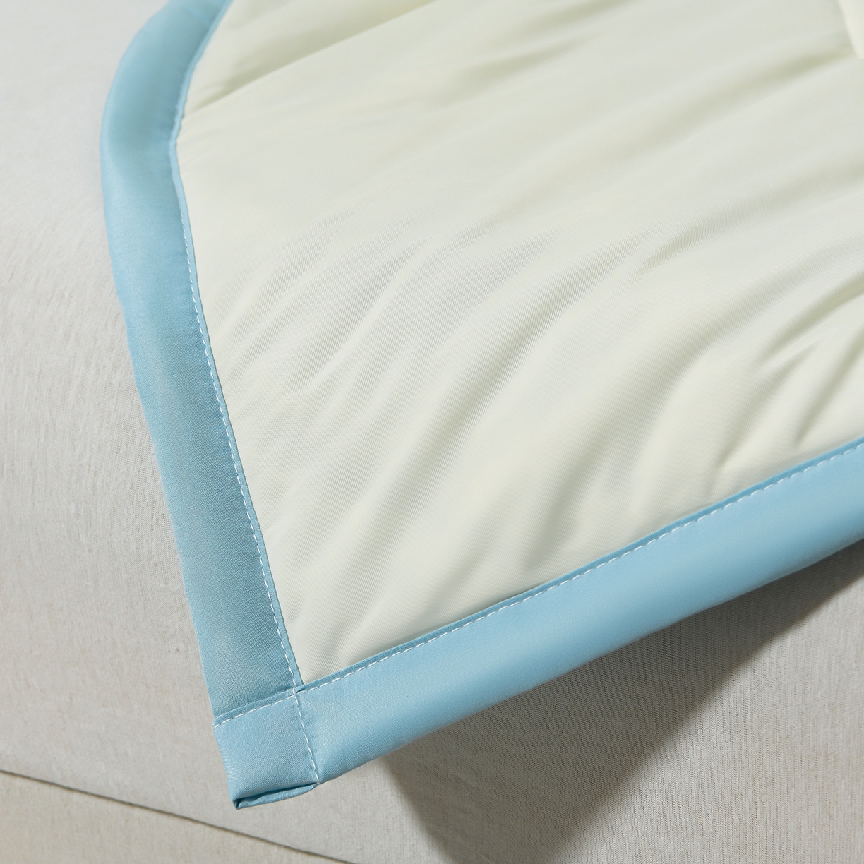 91家纺网 家纺一手货源 找家纺 羽涵家纺 2026新款双感凉感丝夏被夏凉被空调被 云川蓝