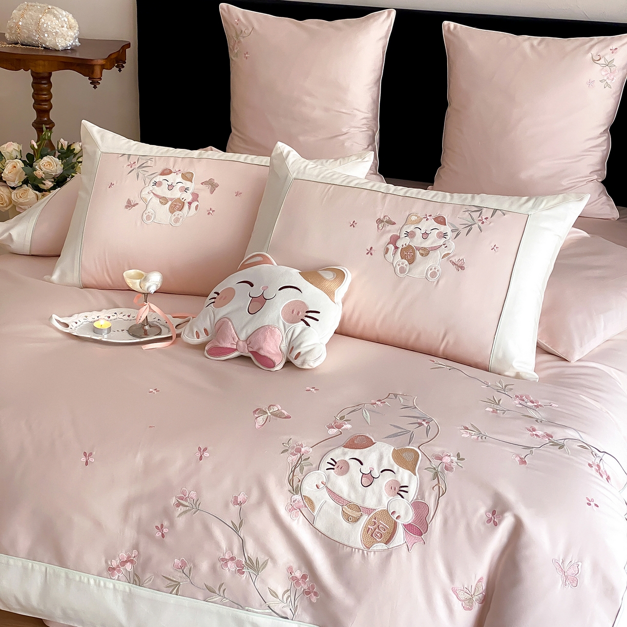 91家纺网 家纺一手货源 找家纺 （总）莎臣豹 2026新款5050新疆长绒棉精美中式贴布绣四件套-招财福禄-控价（卖价不得低于此价）标准360加大380