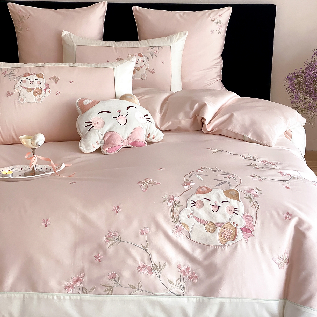 91家纺网 家纺一手货源 找家纺 （总）莎臣豹 2026新款5050新疆长绒棉精美中式贴布绣四件套-招财福禄-控价（卖价不得低于此价）标准360加大380