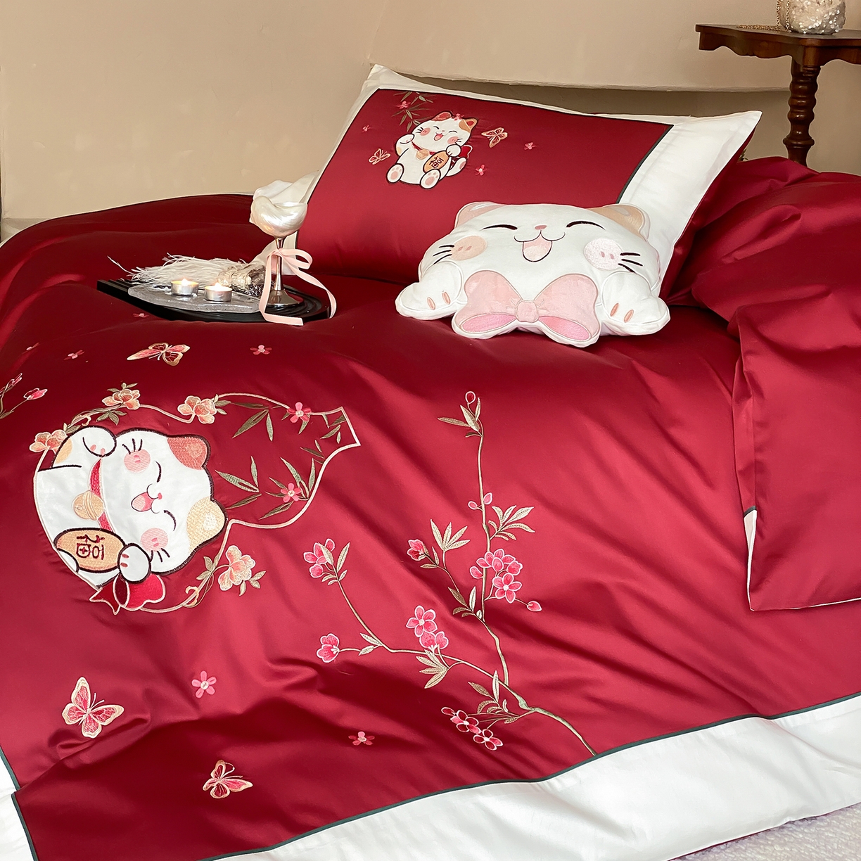 91家纺网 家纺一手货源 找家纺 莎臣豹 2026新款5050新疆长绒棉精美中式贴布绣四件套-招财福禄-控价（卖价不得低于此价）标准360加大380 招财福禄-云夕红