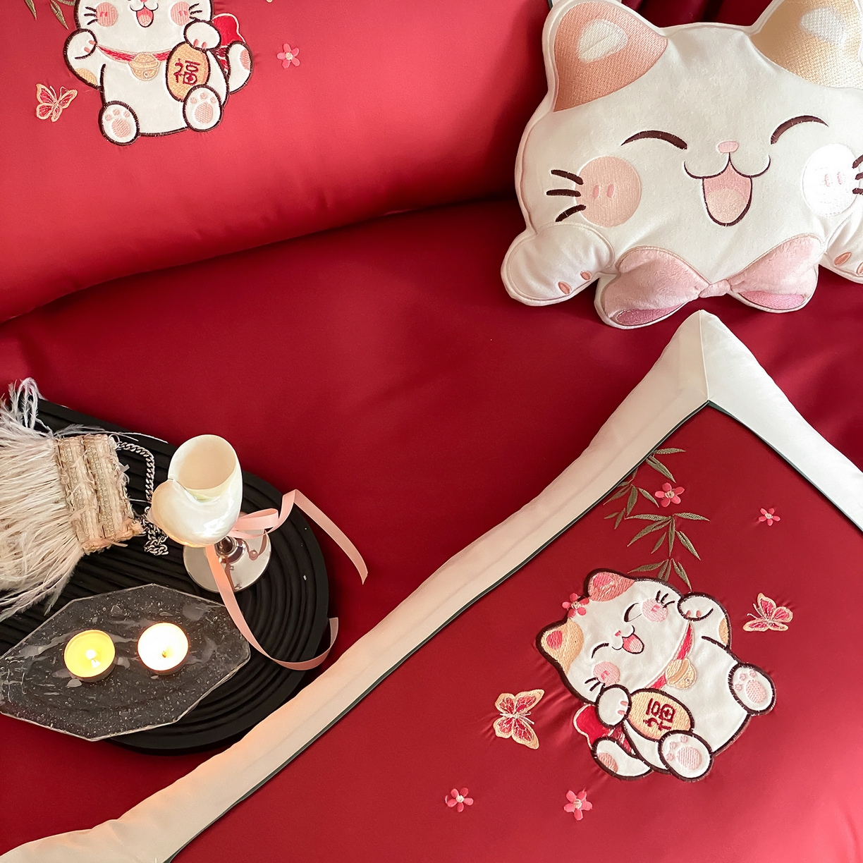 91家纺网 家纺一手货源 找家纺 莎臣豹 2026新款5050新疆长绒棉精美中式贴布绣四件套-招财福禄-控价（卖价不得低于此价）标准360加大380 招财福禄-云夕红