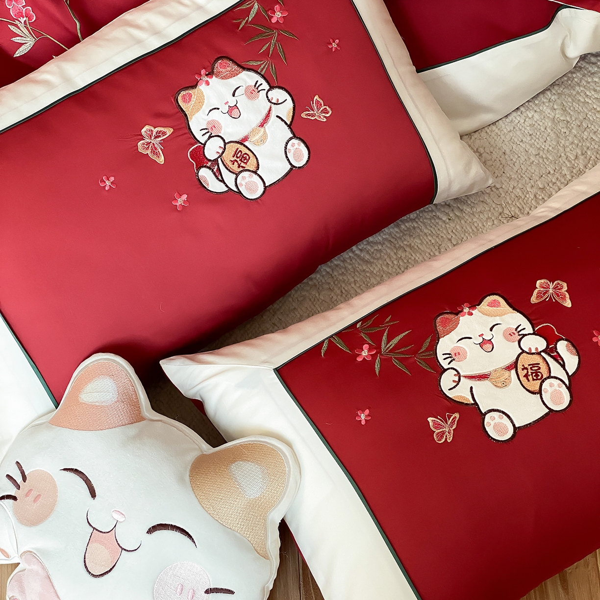 91家纺网 家纺一手货源 找家纺 莎臣豹 2026新款5050新疆长绒棉精美中式贴布绣四件套-招财福禄-控价（卖价不得低于此价）标准360加大380 招财福禄-云夕红