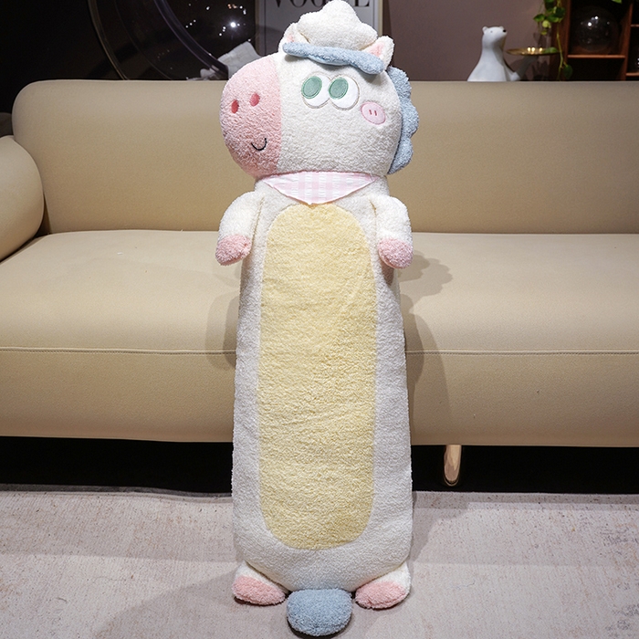 91家纺网 家纺一手货源 找家纺 仟亿莱 2026春夏新款马小厨趣味长条抱枕 长条奶盖趣味小马