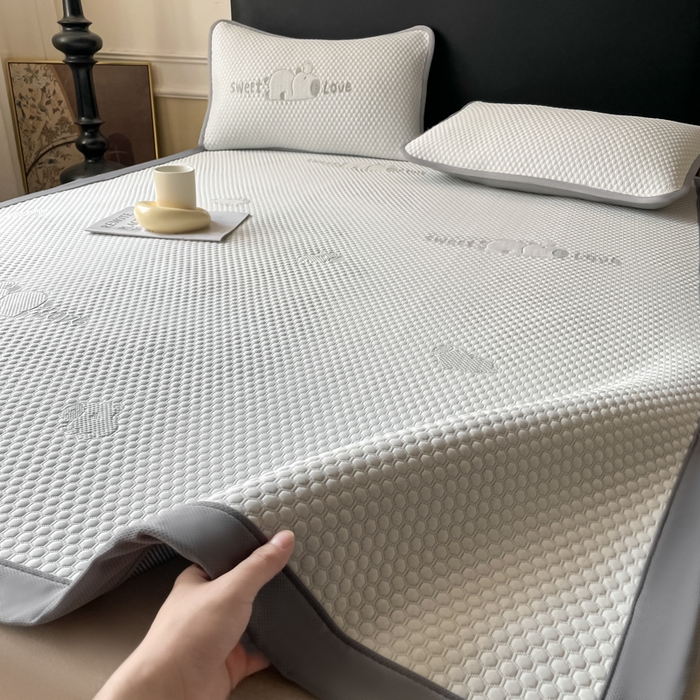 91家纺网 家纺一手货源 找家纺 席佬大 2026春夏新款凉豆豆凉席席子-卡皮巴拉 卡皮巴拉-灰