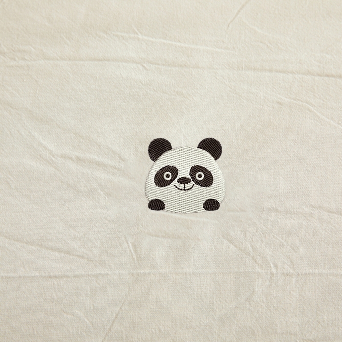 91家纺网 家纺一手货源 找家纺 仁凯家纺 2026新款A类100%棉花刺绣款手包边夏被夏凉被空调被 熊猫-蓝