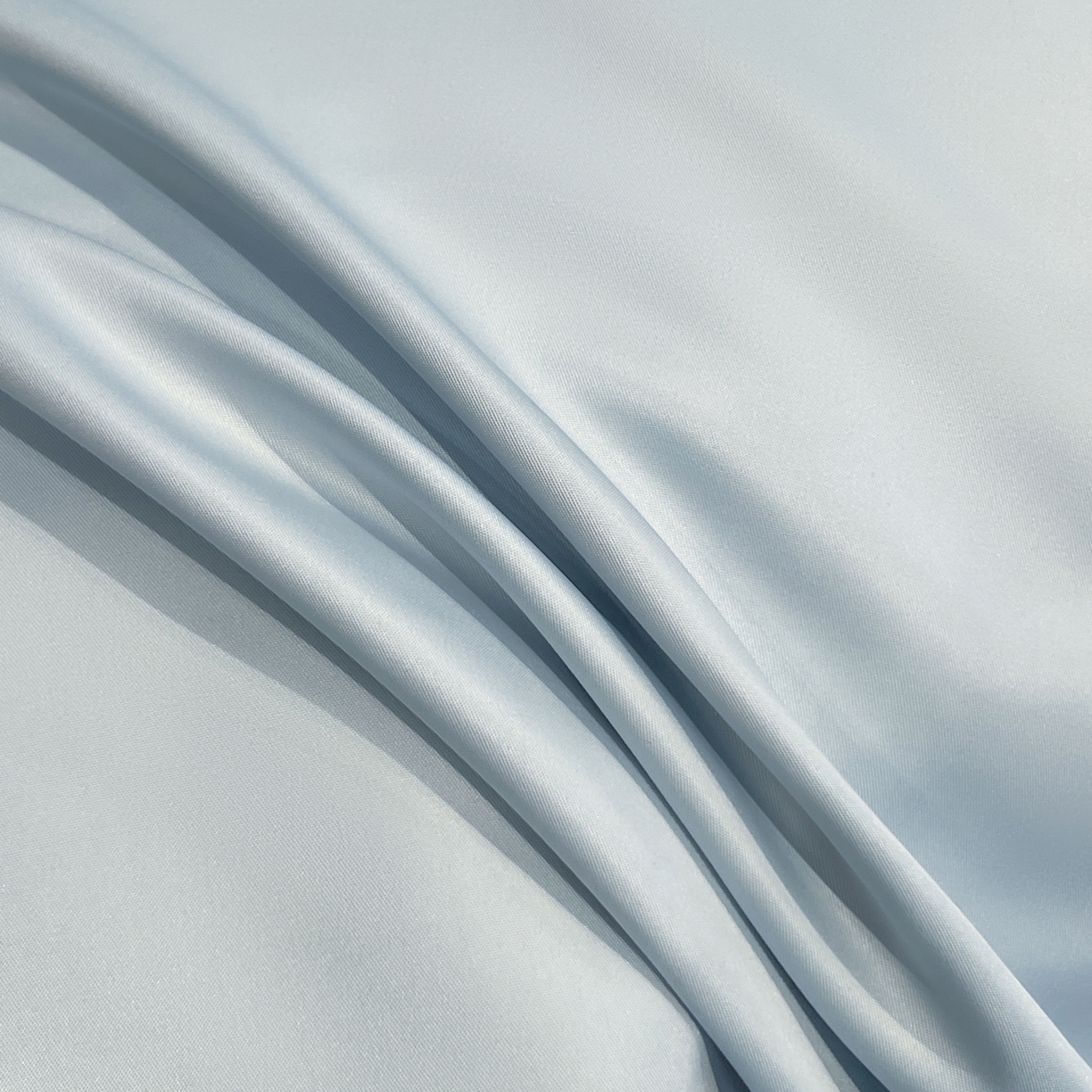 91家纺网 家纺一手货源 找家纺 红嘴企鹅 2026新款水洗冰丝刺绣夏被四件套 夏被-小狗 天兰