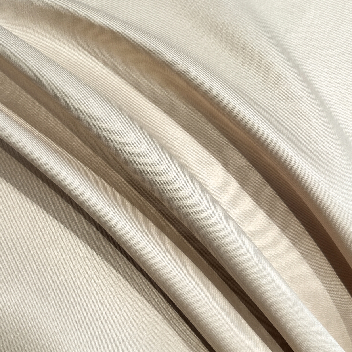 91家纺网 家纺一手货源 找家纺 红嘴企鹅 2026新款水洗冰丝刺绣夏被四件套 夏被-小狗香槟金