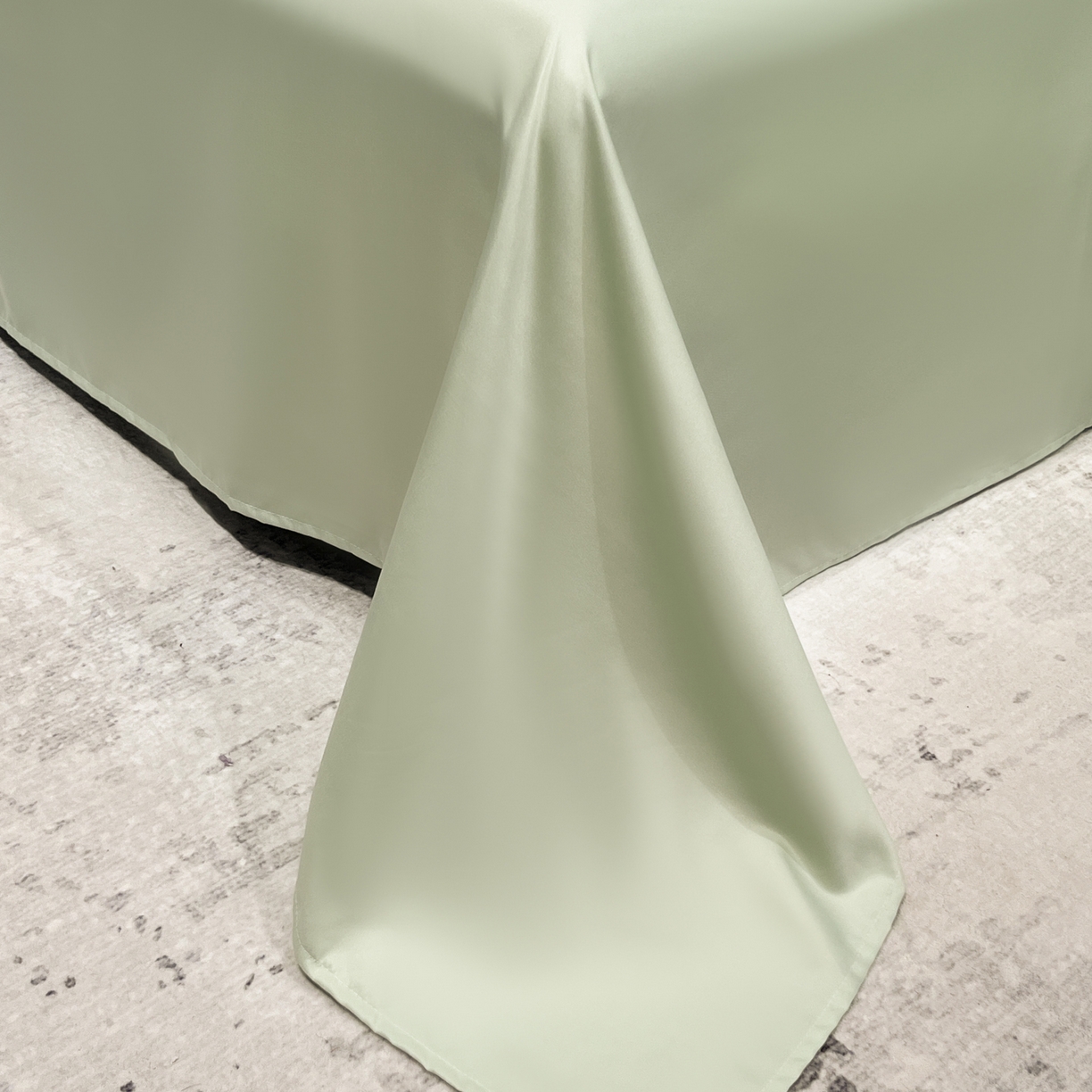 91家纺网 家纺一手货源 找家纺 红嘴企鹅 2026新款水洗冰丝刺绣夏被四件套 夏被-小熊 清新绿