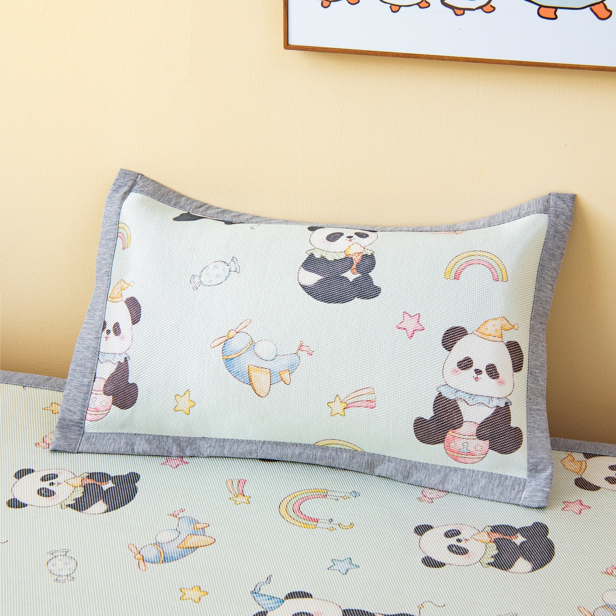 91家纺网 家纺一手货源 找家纺 吉咪兔家纺 2026新款席子幼儿园婴童儿童冰丝凉席冰丝席卡通藤席 开心熊猫