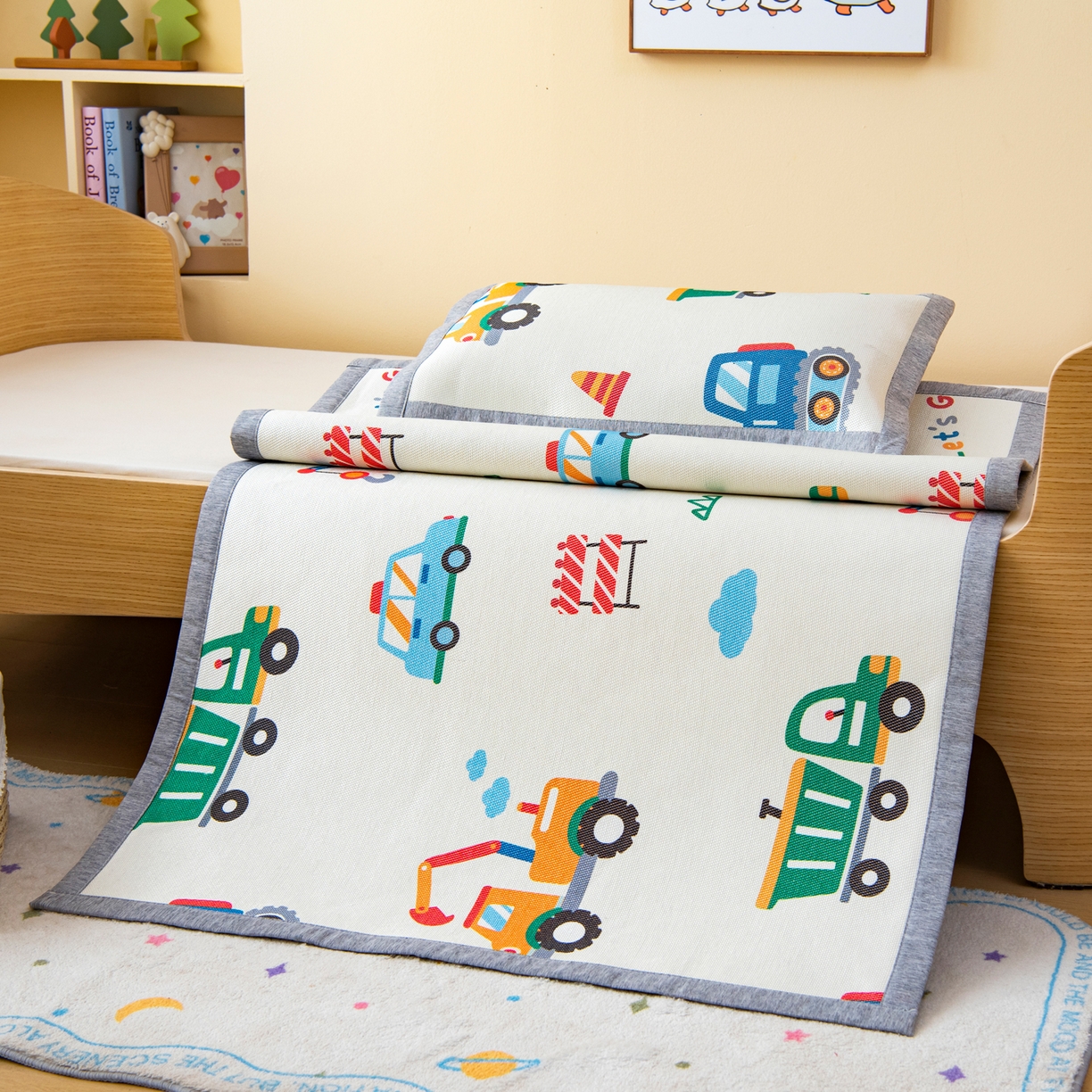 91家纺网 家纺一手货源 找家纺 吉咪兔家纺 2026新款席子幼儿园婴童儿童冰丝凉席冰丝席卡通藤席 工程小分队