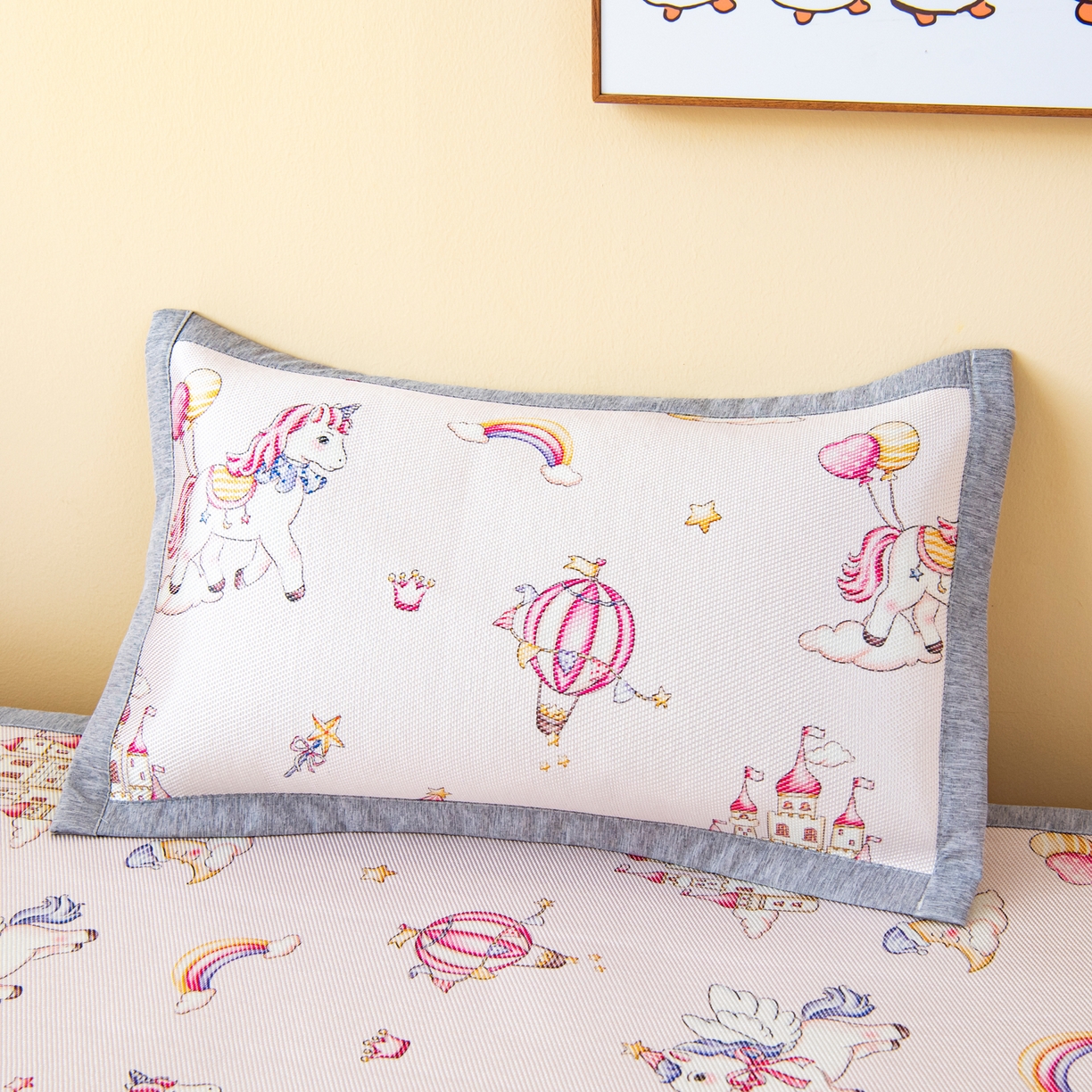 91家纺网 家纺一手货源 找家纺 吉咪兔家纺 2026新款席子幼儿园婴童儿童冰丝凉席冰丝席卡通藤席 梦幻小马