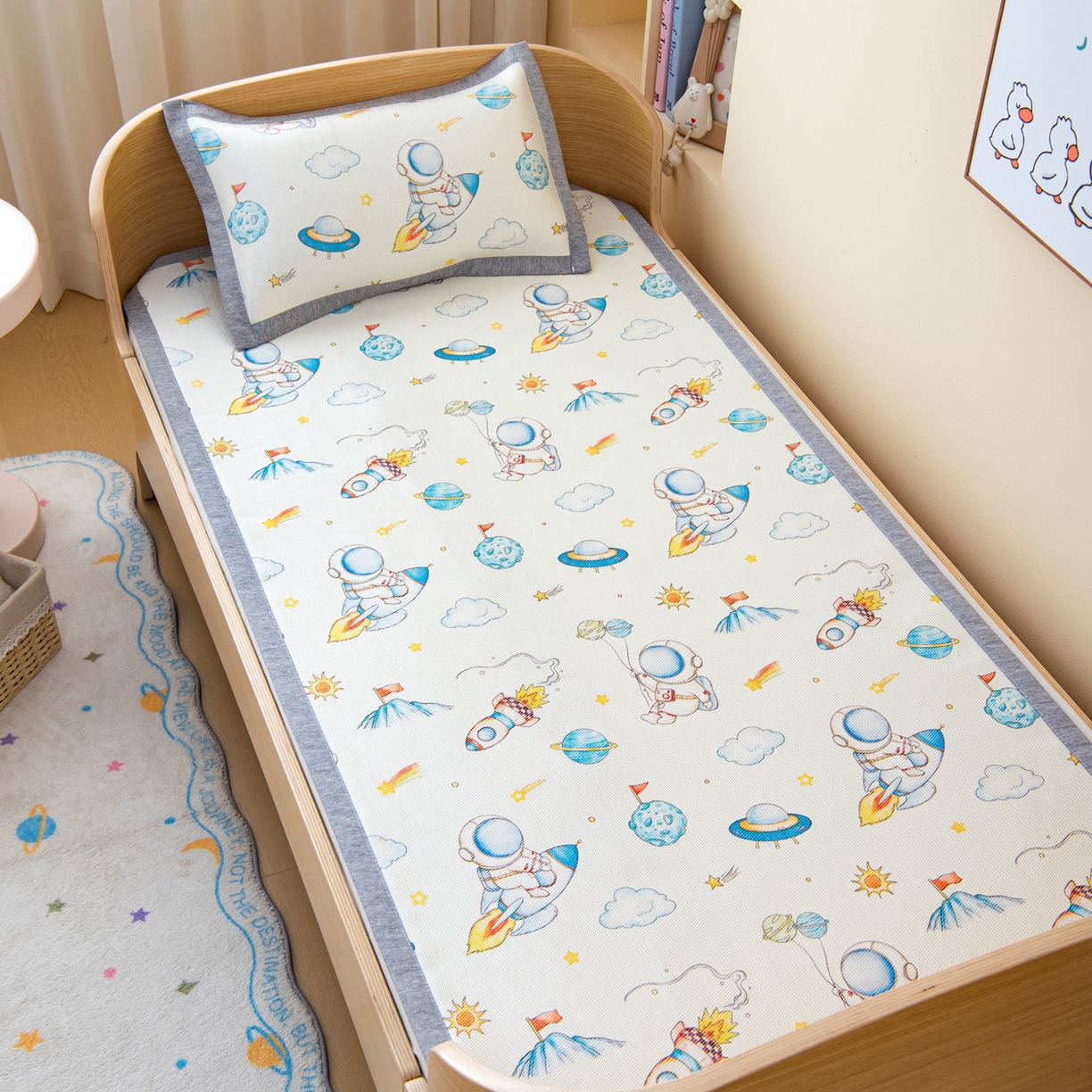 吉咪兔家纺 2026新款席子幼儿园婴童儿童冰丝凉席冰丝席卡通藤席 宇航乐园