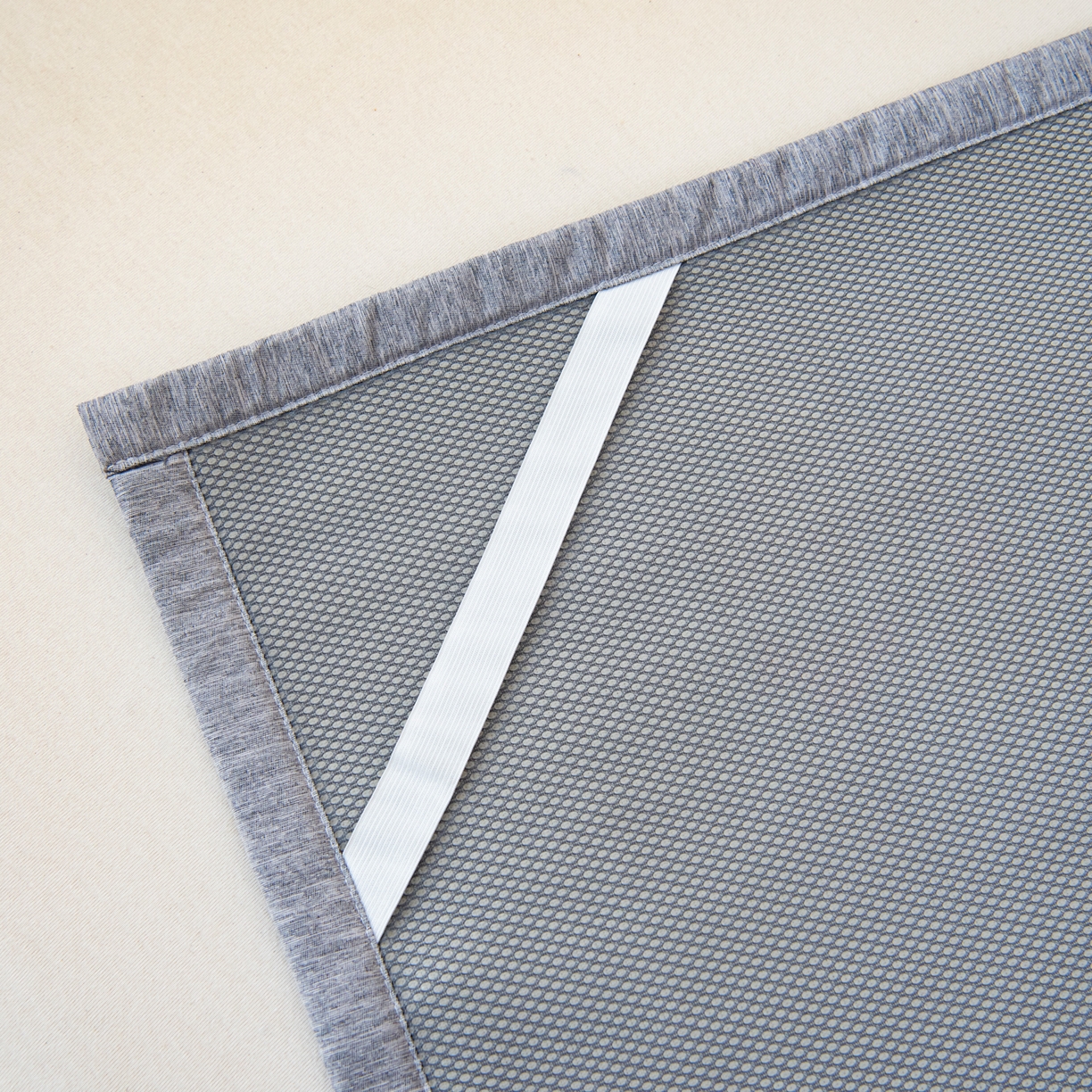 91家纺网 家纺一手货源 找家纺 吉咪兔家纺 2026新款席子幼儿园婴童儿童冰丝凉席冰丝席卡通藤席 遨游太空