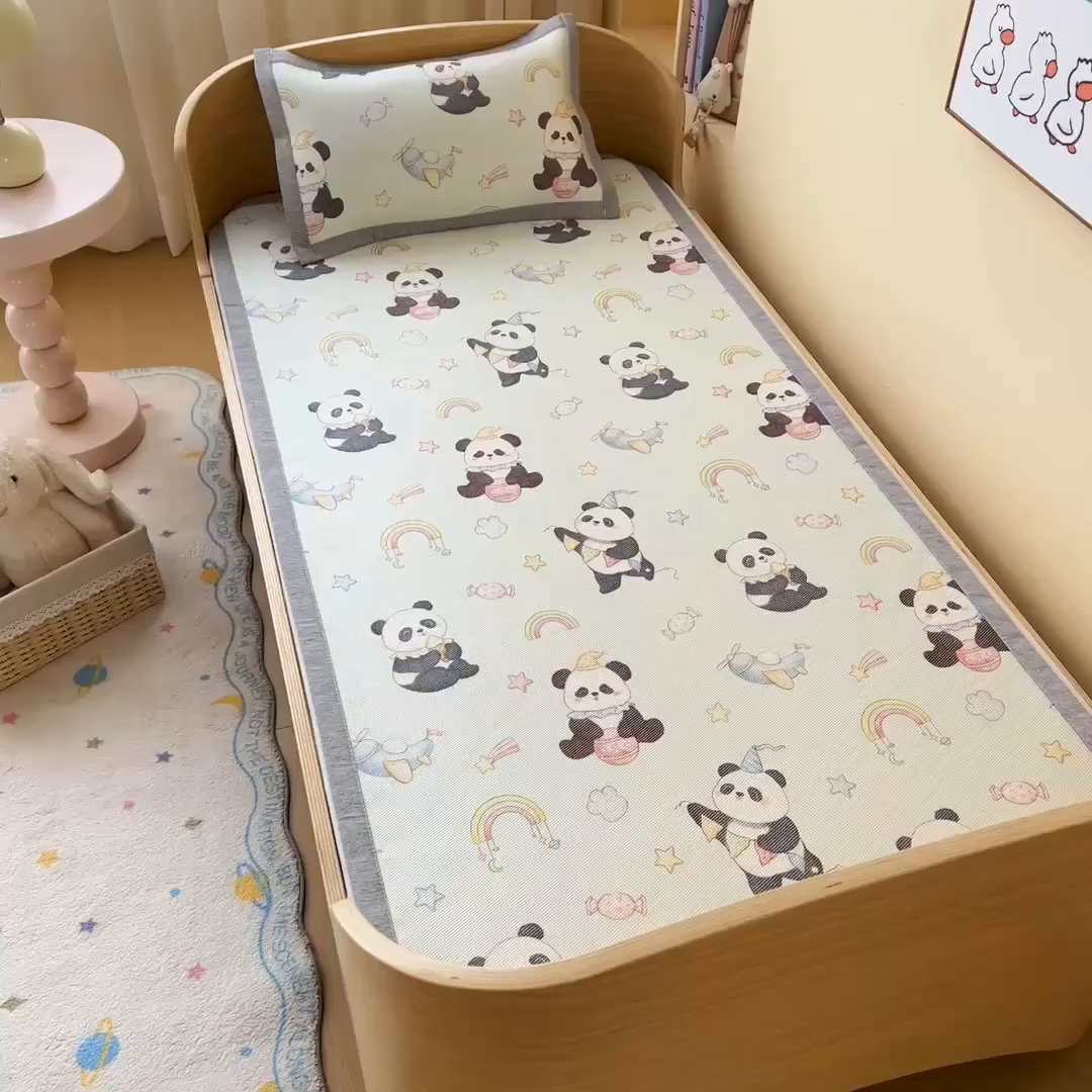 91家纺网 家纺一手货源 找家纺 吉咪兔家纺 2026新款席子幼儿园婴童儿童冰丝凉席冰丝席卡通藤席 开心熊猫