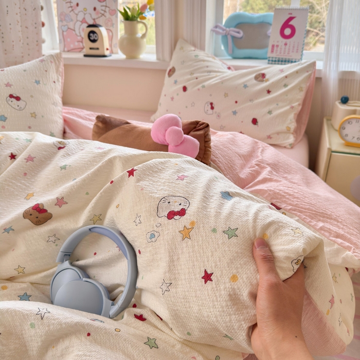 91家纺网 家纺一手货源 找家纺 星禾优选 2026新款A类泡芙纱印花四件套 星芒凯蒂