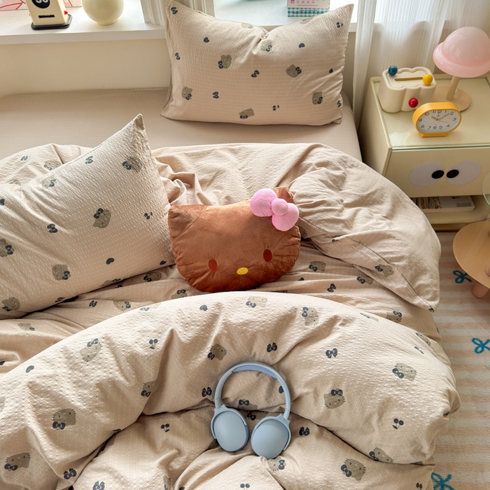 91家纺网 家纺一手货源 找家纺 星禾优选 2026新款A类泡芙纱印花四件套 咖啡小猫