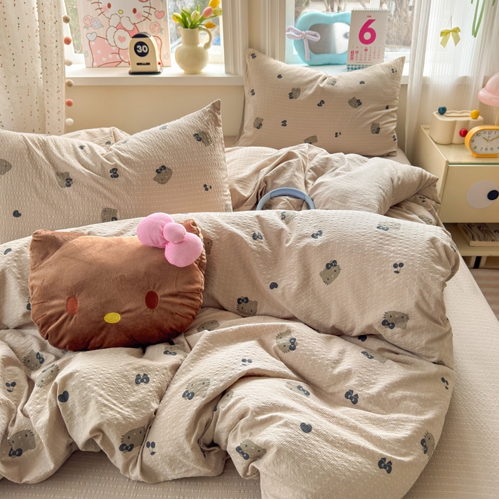 91家纺网 家纺一手货源 找家纺 星禾优选 2026新款A类泡芙纱印花四件套 咖啡小猫