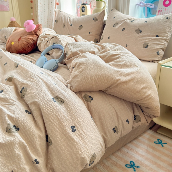 91家纺网 家纺一手货源 找家纺 星禾优选 2026新款A类泡芙纱印花四件套 咖啡小猫