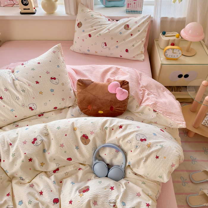 91家纺网 家纺一手货源 找家纺 星禾优选 2026新款A类泡芙纱印花四件套 星芒凯蒂