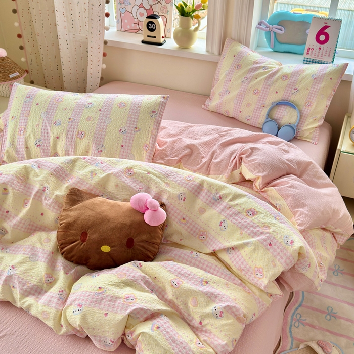 91家纺网 家纺一手货源 找家纺 星禾优选 2026新款A类泡芙纱印花四件套 黄粉萌团