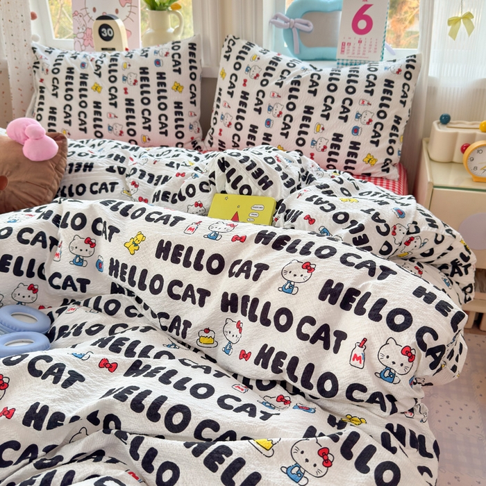 91家纺网 家纺一手货源 找家纺 星禾优选 2026新款A类泡芙纱印花四件套 猫系字母