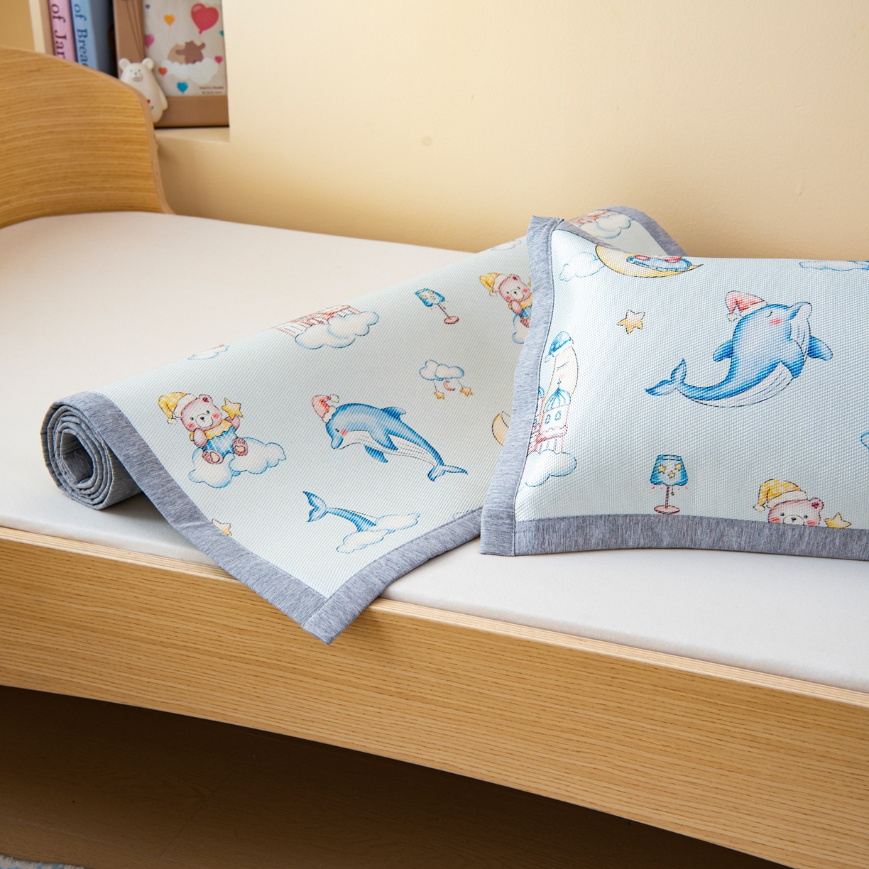 91家纺网 家纺一手货源 找家纺 吉咪兔家纺 2026新款席子幼儿园婴童儿童冰丝凉席冰丝席卡通藤席 海豚小熊