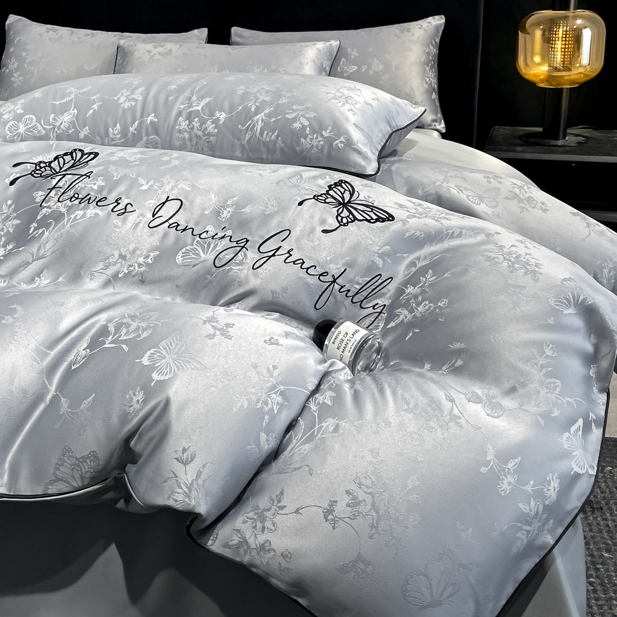 91家纺网 家纺一手货源 找家纺 （总）慕澄家纺 2026新款厚织亮丝提花刺绣水洗真丝四件套