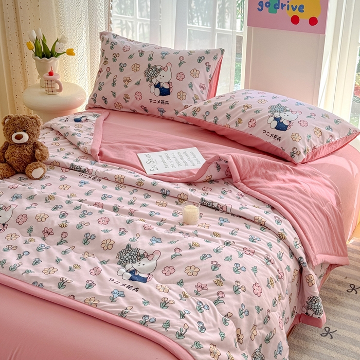 91家纺网 家纺一手货源 找家纺 卡斯诺家纺馆 2026新款水洗棉麻双层纱夏被夏凉被空调被 眷恋