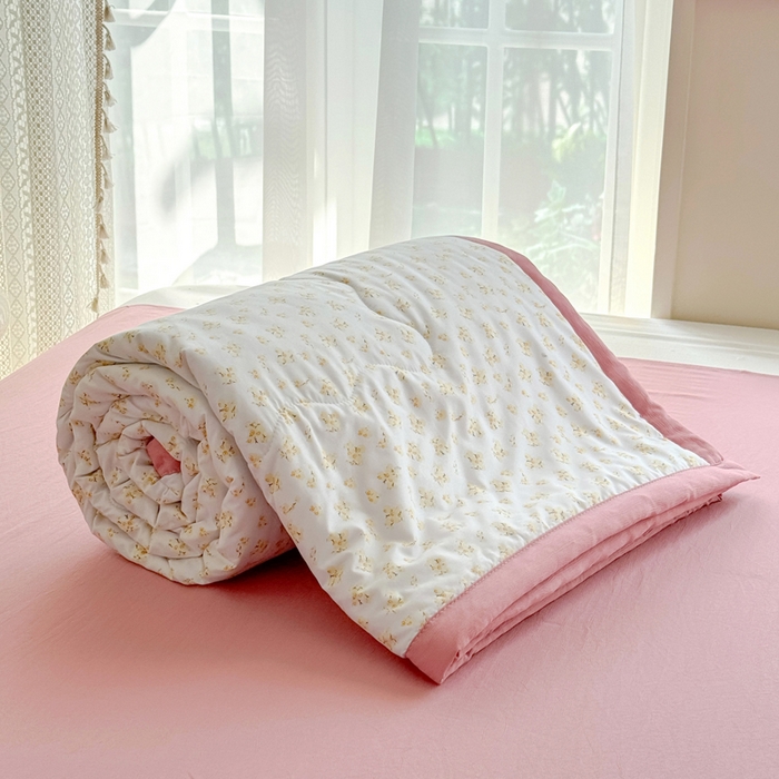 91家纺网 家纺一手货源 找家纺 卡斯诺家纺馆 2026新款水洗棉麻双层纱夏被夏凉被空调被 微雨