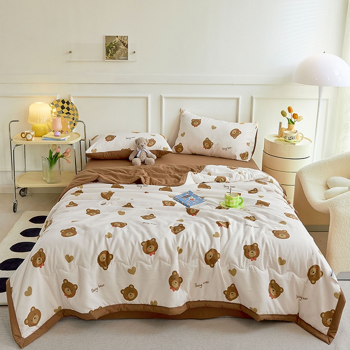 91家纺网 家纺一手货源 找家纺 卡斯诺家纺馆 2026新款水洗棉麻双层纱夏被夏凉被空调被 暖心熊