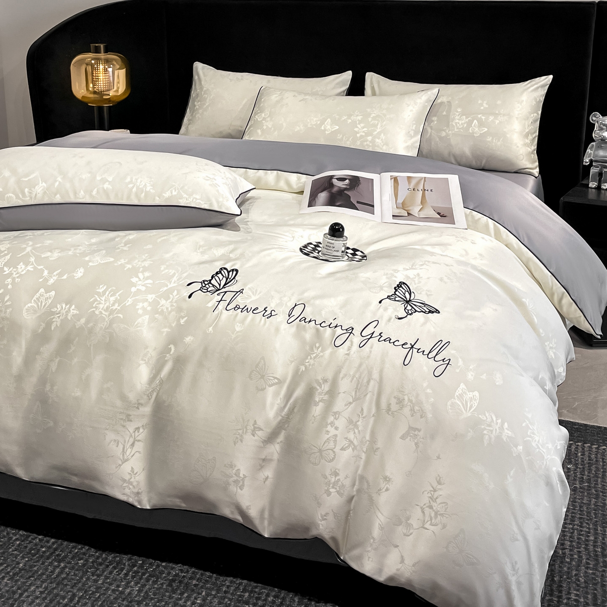 91家纺网 家纺一手货源 找家纺 慕澄家纺 2026新款厚织亮丝提花刺绣水洗真丝四件套 蝶恋花-白+灰