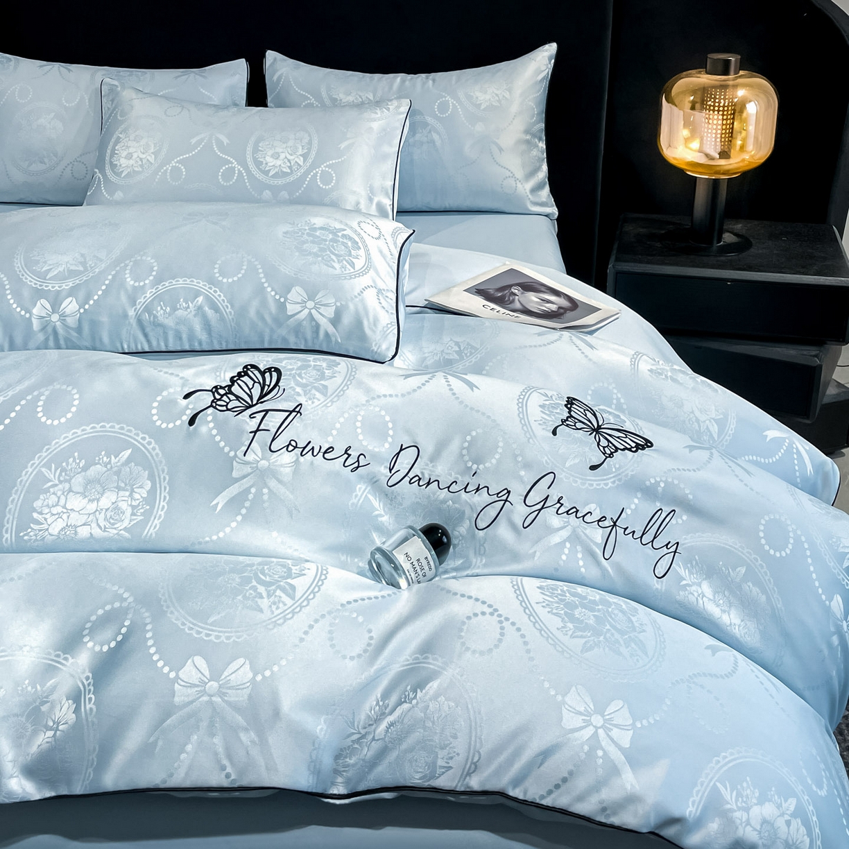 91家纺网 家纺一手货源 找家纺 慕澄家纺 2026新款厚织亮丝提花刺绣水洗真丝四件套 蝶恋花-冰蓝