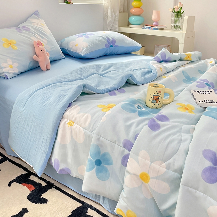 91家纺网 家纺一手货源 找家纺 卡斯诺家纺馆 2026新款水洗云朵棉夏被夏凉被空调被 初夏花语