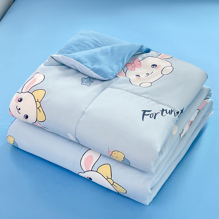 91家纺网 家纺一手货源 找家纺 卡斯诺家纺馆 2026新款水洗云朵棉夏被夏凉被空调被 萌兔日记