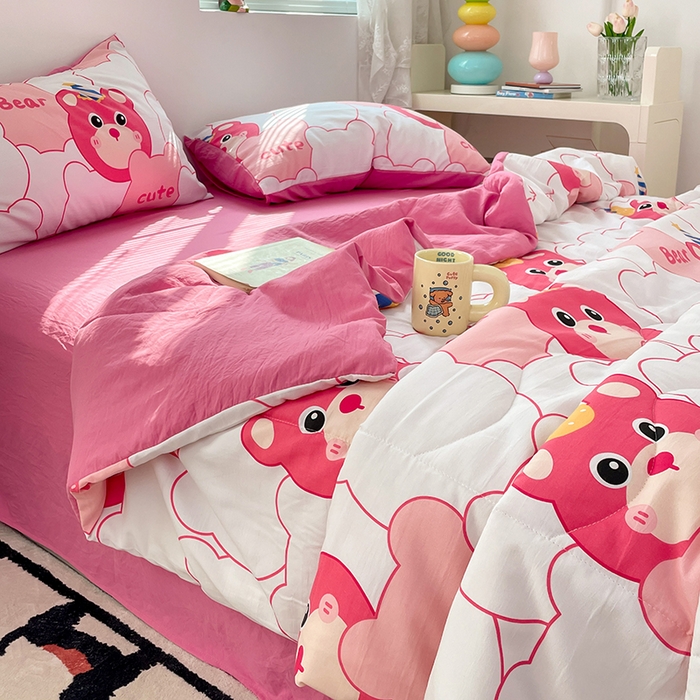 91家纺网 家纺一手货源 找家纺 卡斯诺家纺馆 2026新款水洗云朵棉夏被夏凉被空调被 可爱萌熊