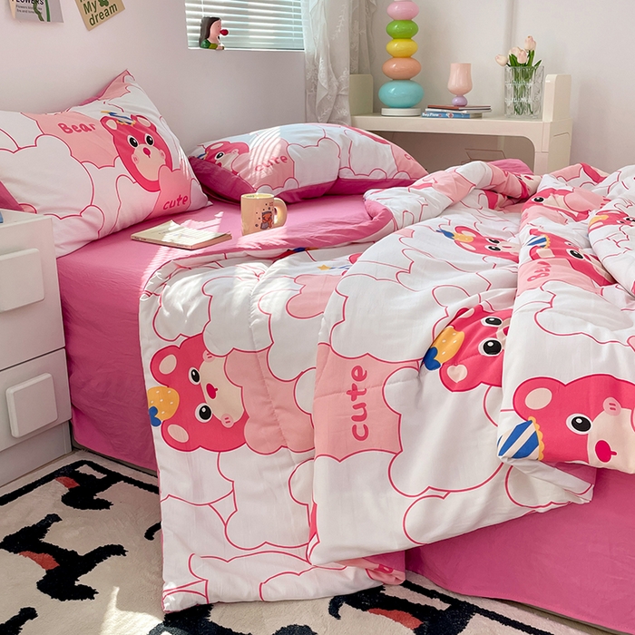 91家纺网 家纺一手货源 找家纺 卡斯诺家纺馆 2026新款水洗云朵棉夏被夏凉被空调被 可爱萌熊