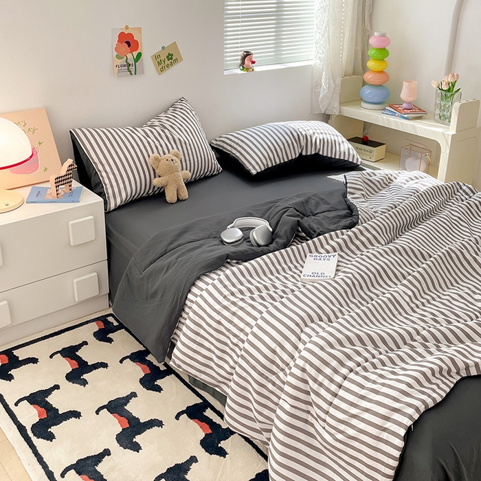 91家纺网 家纺一手货源 找家纺 卡斯诺家纺馆 2026新款水洗云朵棉夏被夏凉被空调被 甜辣风-深灰条