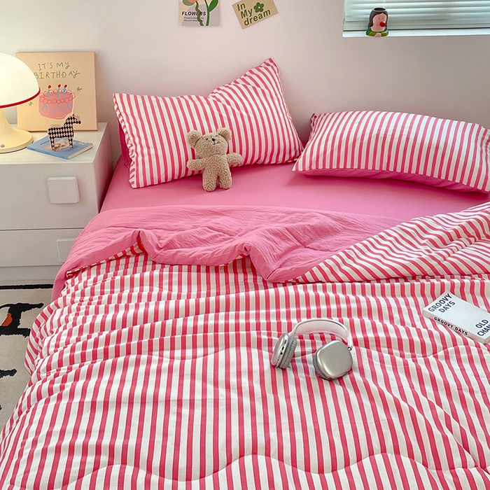 91家纺网 家纺一手货源 找家纺 卡斯诺家纺馆 2026新款水洗云朵棉夏被夏凉被空调被 甜辣风-玫红条