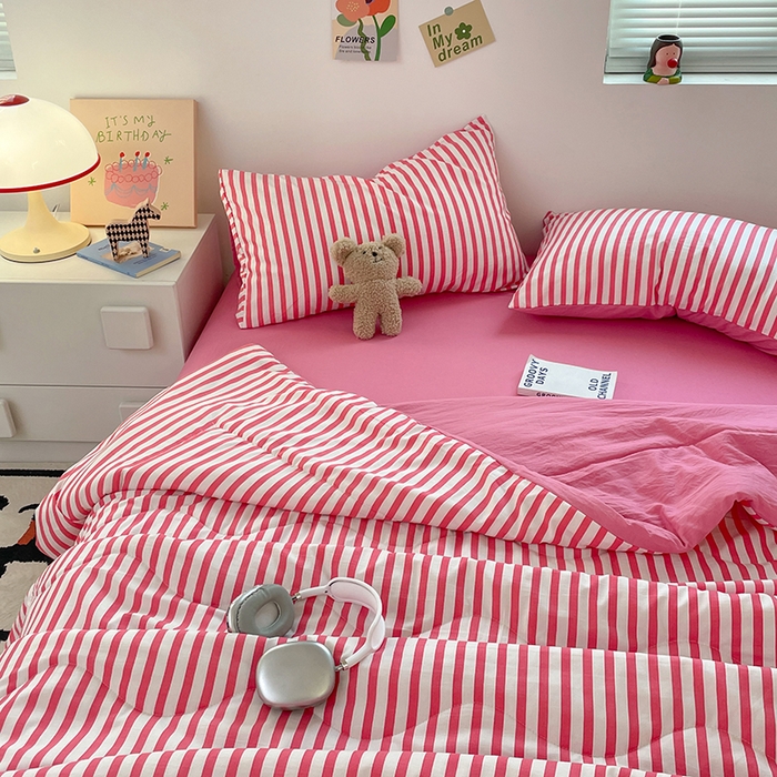 91家纺网 家纺一手货源 找家纺 卡斯诺家纺馆 2026新款水洗云朵棉夏被夏凉被空调被 甜辣风-玫红条