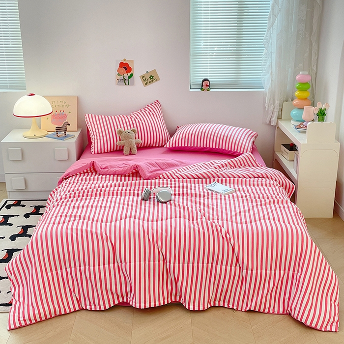 91家纺网 家纺一手货源 找家纺 卡斯诺家纺馆 2026新款水洗云朵棉夏被夏凉被空调被 甜辣风-玫红条