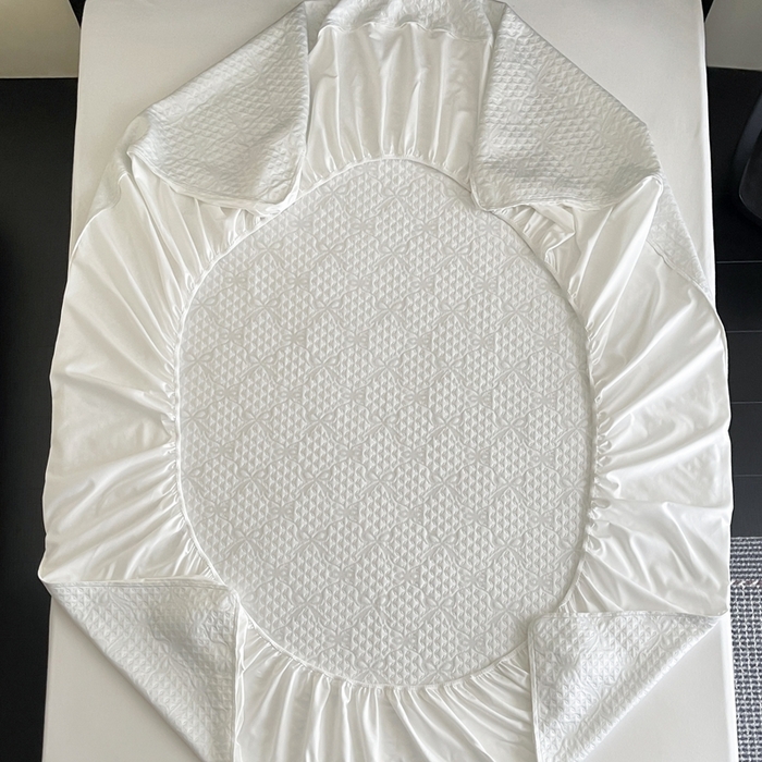 91家纺网 家纺一手货源 找家纺 赫帛 2025春夏新款日本ICE 3D Max进口冷感软凉席空调席 蝴蝶结-浅灰