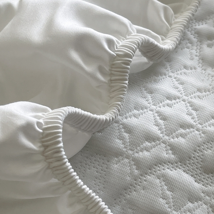 91家纺网 家纺一手货源 找家纺 赫帛 2025春夏新款日本ICE 3D Max进口冷感软凉席空调席 蝴蝶结-浅灰