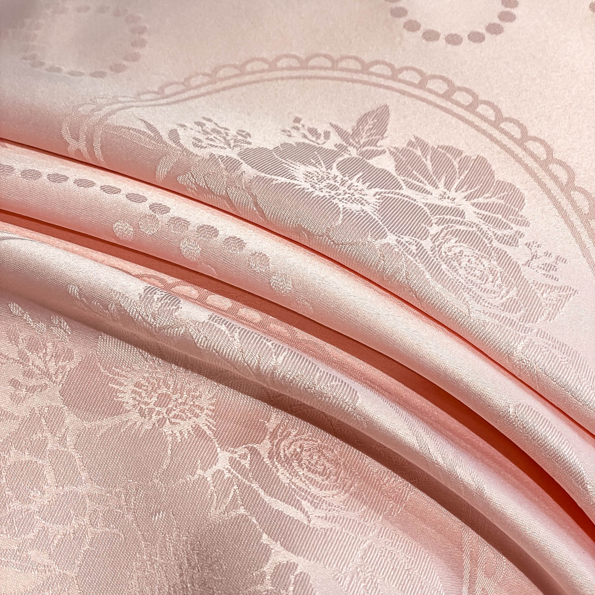 91家纺网 家纺一手货源 找家纺 慕澄家纺 2026新款厚织亮丝提花刺绣水洗真丝四件套 蝶恋花-蔷薇粉